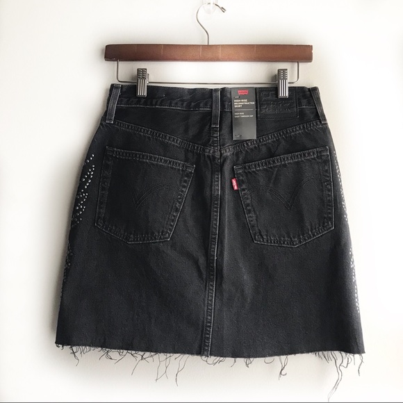 Levi’s Studded Skirt Black Denim Size 27 New With Tags - Picture 5 of 10